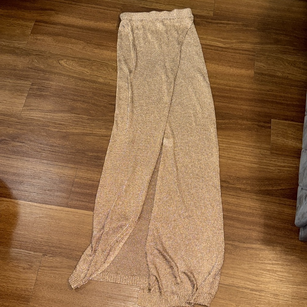 Super down metallic knitted  rose gold Maxi skirt - Picture 5 of 8